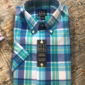 Button down short sleeve size M